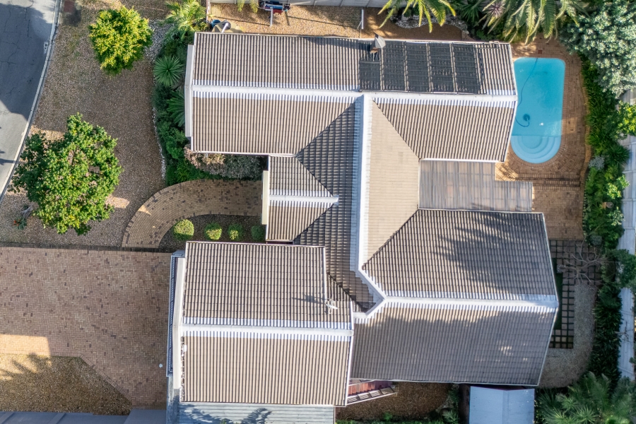 5 Bedroom Property for Sale in Protea Heights Western Cape
